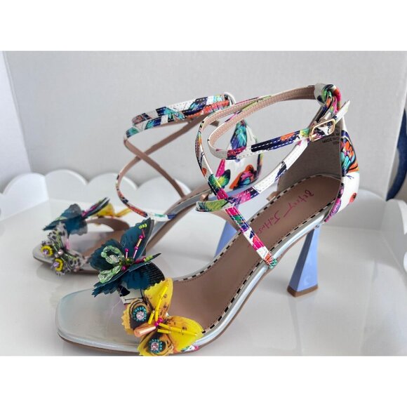 BETSEY JOHNSON Butterfly Women Sz 8 Sandal Strap Appliqué Ankle Party Wedding - Picture 4 of 12